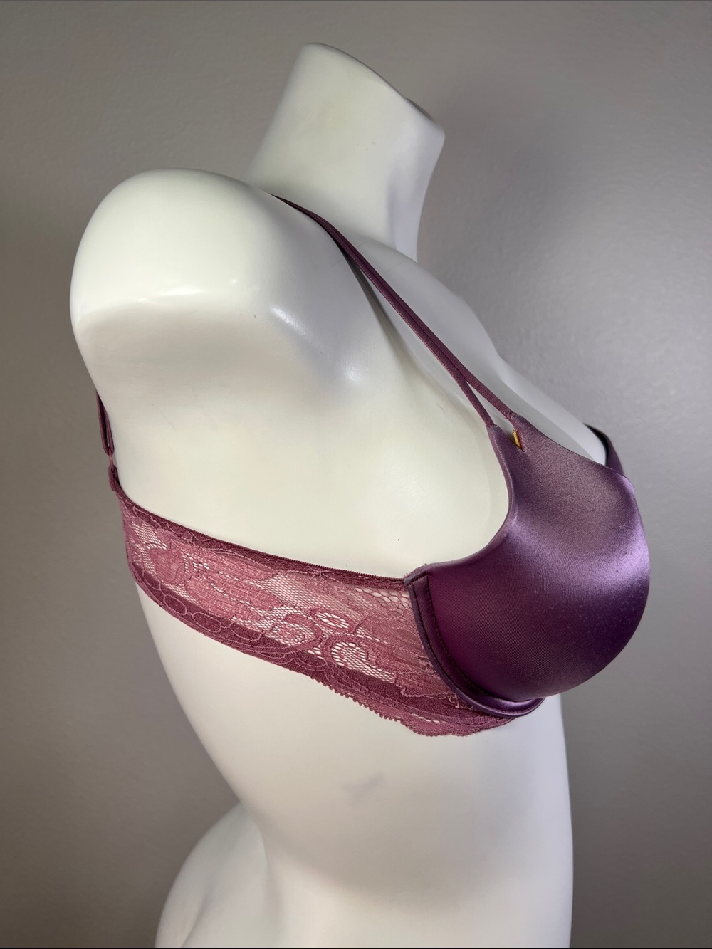 Victoria's Secret Very Sexy Satin Push-Up Bra - Mauve 32C - Picture 3 of 9